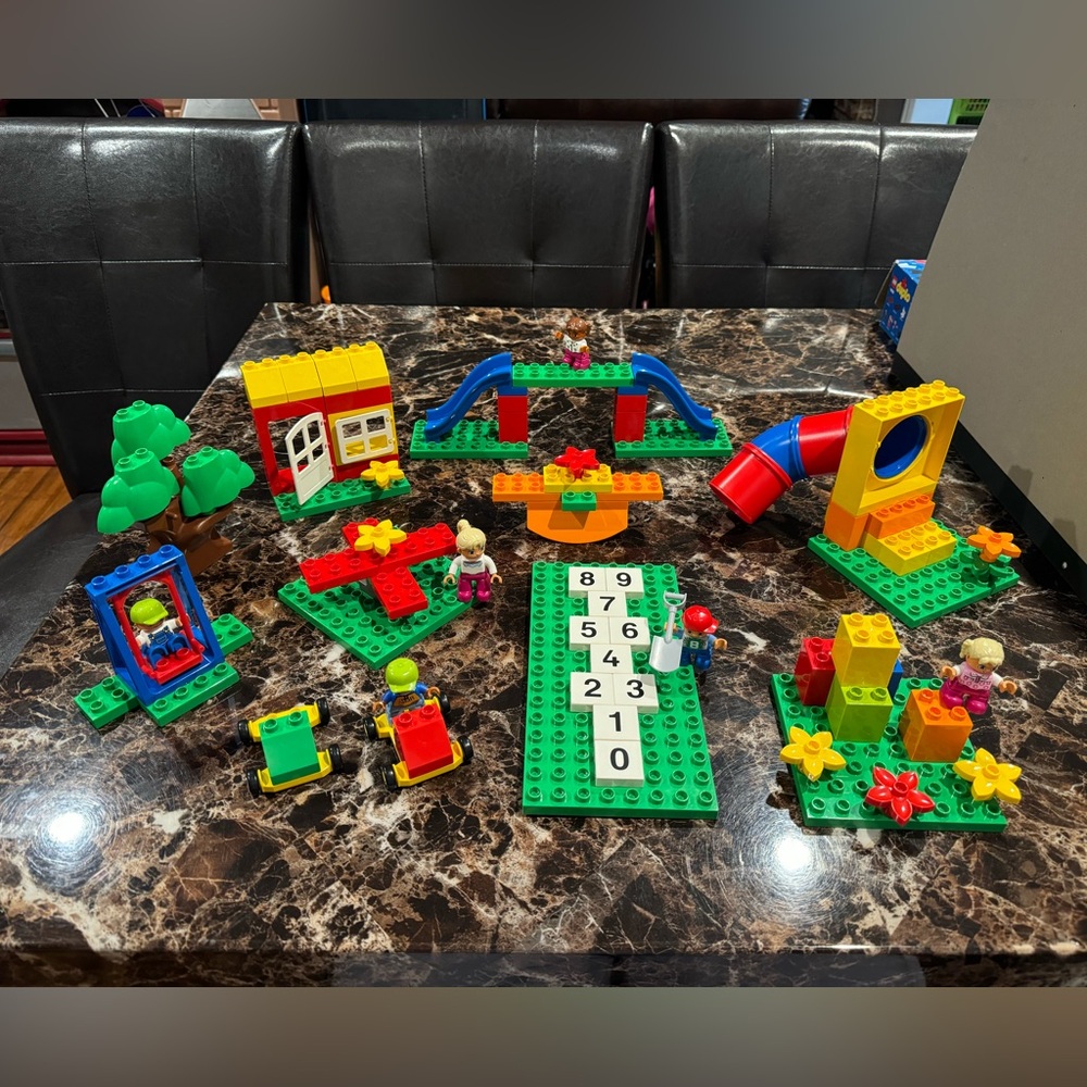 Lego Duplo 87 PC Playground Set